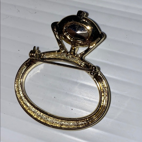 Diamond ring pin - Picture 2 of 4